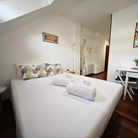 Apartmán Atico Estudio Centro Vigo, Luminoso *