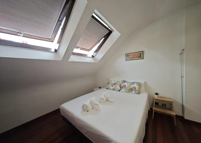 Atico Estudio Centro Vigo, Luminoso